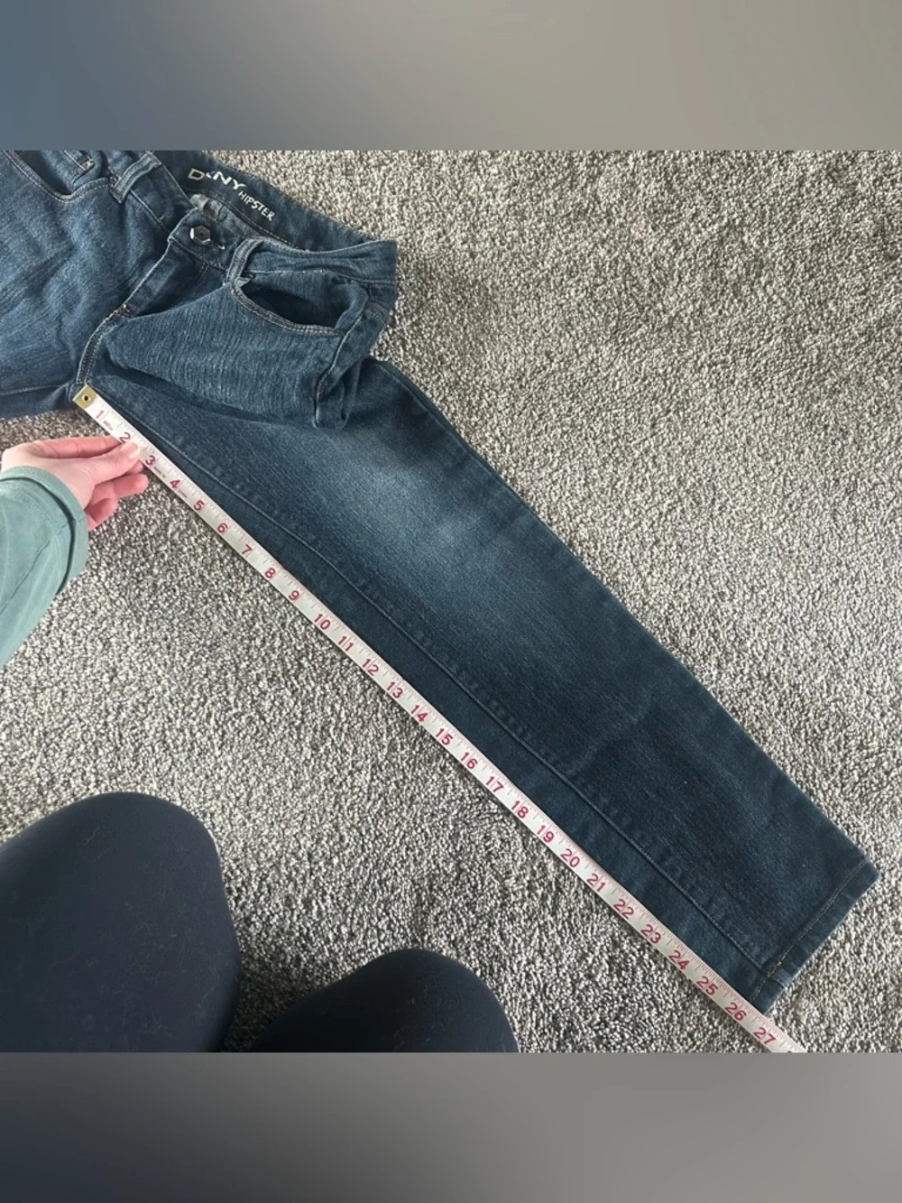 [DKNY] Hipster Skinny Jeans